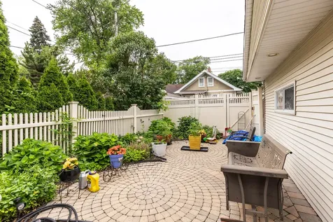 4136 North Lavergne Avenue Chicago IL 60641