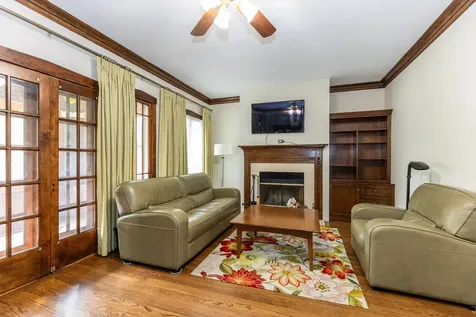 4136 North Lavergne Avenue Chicago IL 60641
