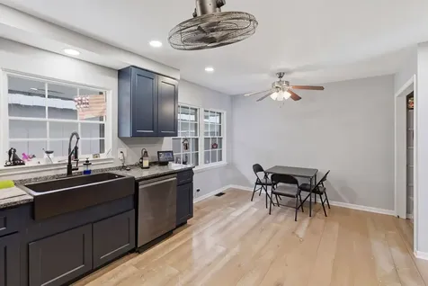670 Versailles Circle Elk Grove Village IL 60007