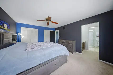 670 Versailles Circle Elk Grove Village IL 60007