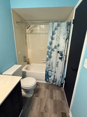 670 Versailles Circle Elk Grove Village IL 60007