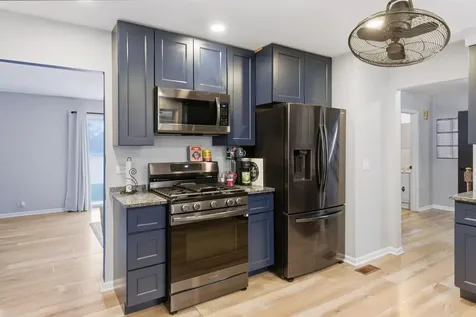 670 Versailles Circle Elk Grove Village IL 60007