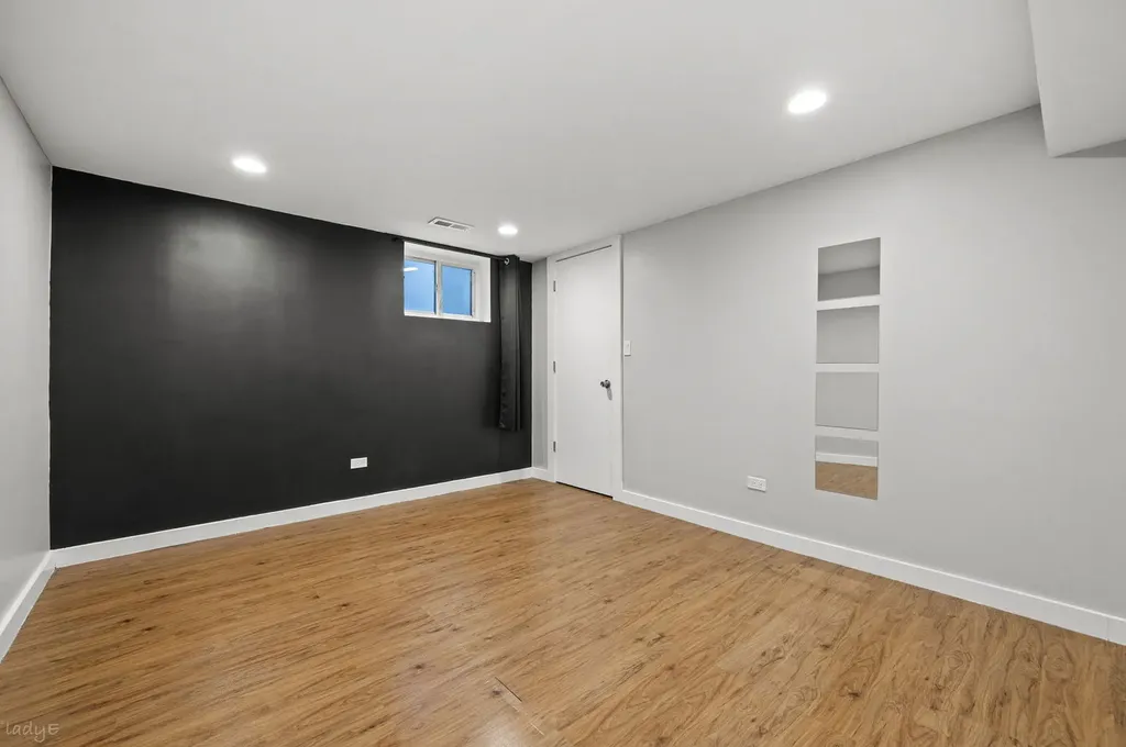 4310 West Shakespeare Avenue Chicago IL 60639
