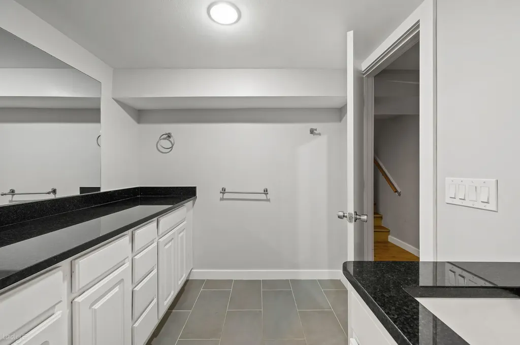 4310 West Shakespeare Avenue Chicago IL 60639