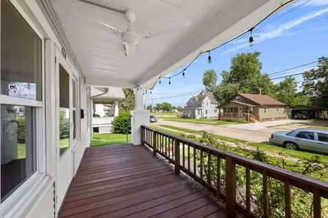 520 Pine Street Kewanee IL 61443
