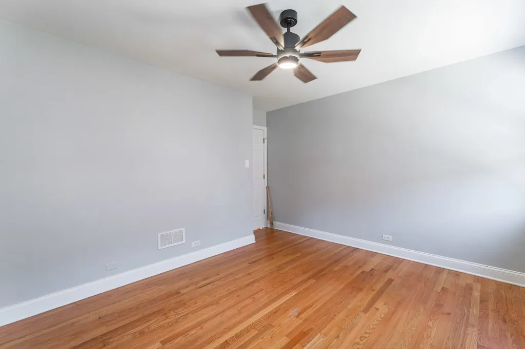 10318 South Avers Avenue Chicago IL 60655