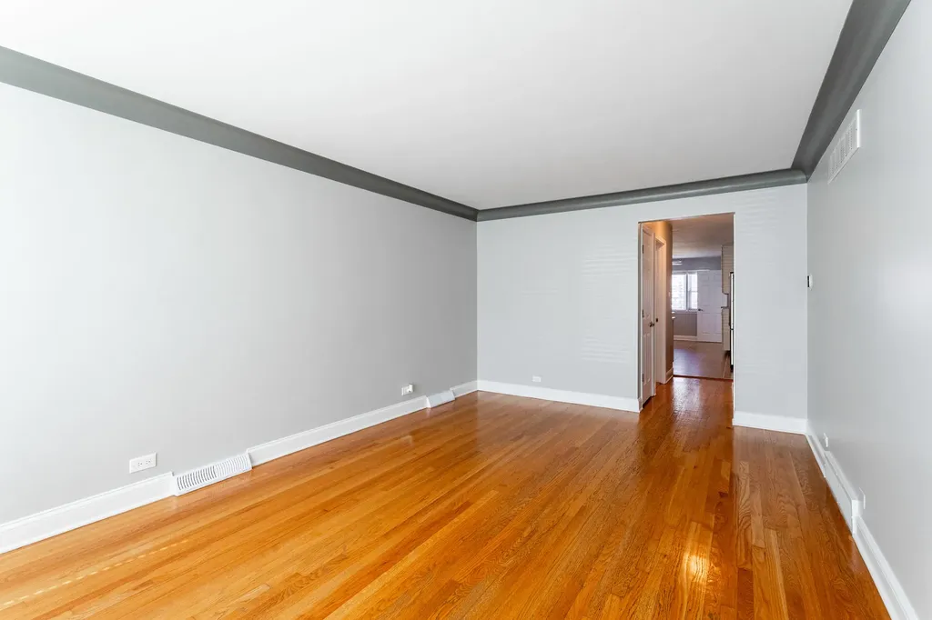 10318 South Avers Avenue Chicago IL 60655