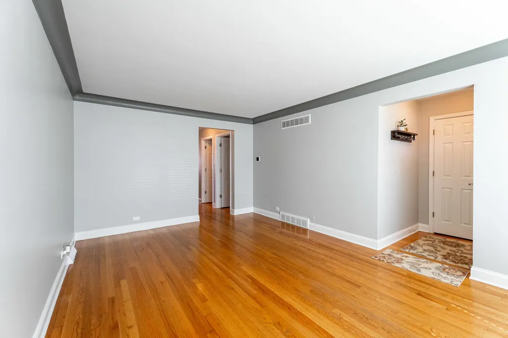 10318 South Avers Avenue Chicago IL 60655
