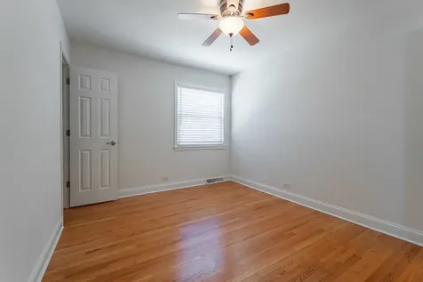 10318 South Avers Avenue Chicago IL 60655