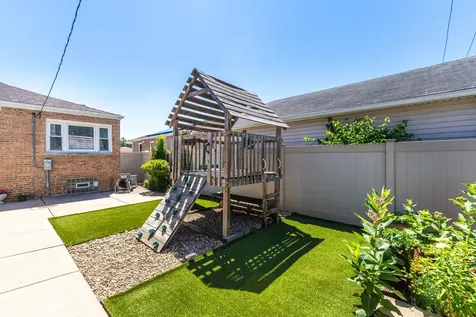 10318 South Avers Avenue Chicago IL 60655