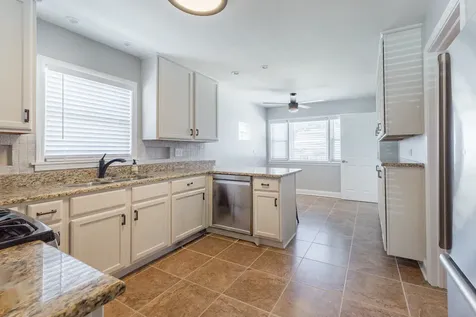 10318 South Avers Avenue Chicago IL 60655