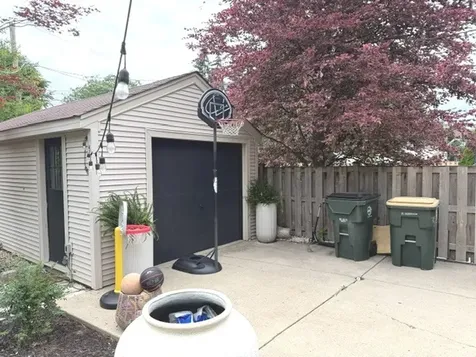 738 North Pine Avenue Arlington Heights IL 60004