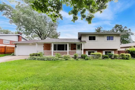 301 South Yale Avenue Arlington Heights IL 60005