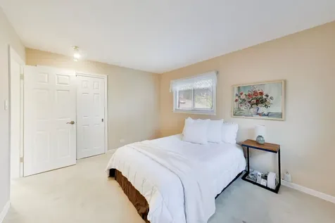 301 South Yale Avenue Arlington Heights IL 60005