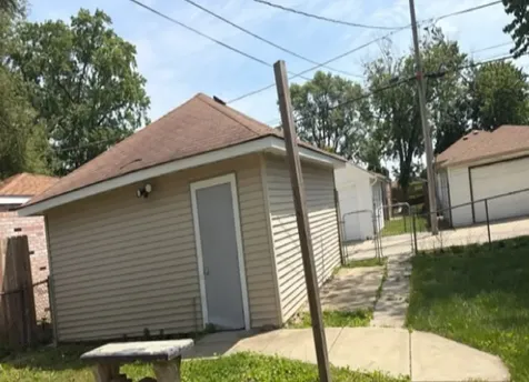 533 Linden Avenue Bellwood IL 60104