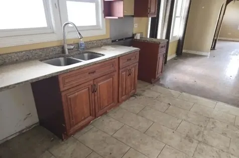 533 Linden Avenue Bellwood IL 60104