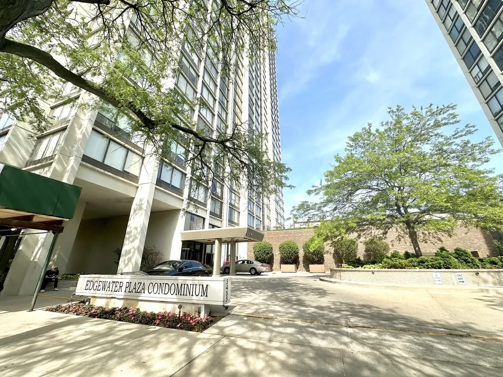 5455 North Sheridan Road Chicago IL 60640