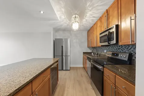 5455 North Sheridan Road Chicago IL 60640