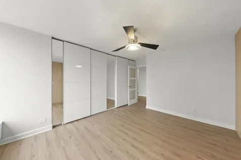 5455 North Sheridan Road Chicago IL 60640