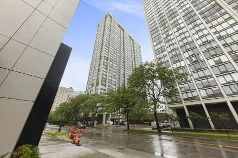 5455 North Sheridan Road Chicago IL 60640