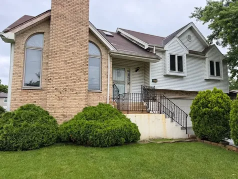 223 South Dante Avenue Glenwood IL 60425
