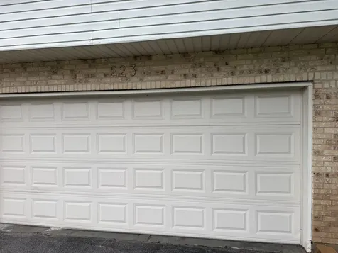 223 South Dante Avenue Glenwood IL 60425