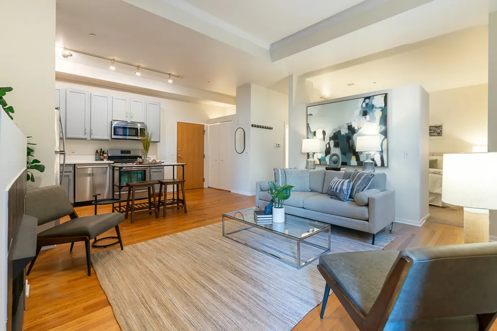 208 West Washington Street Chicago IL 60606