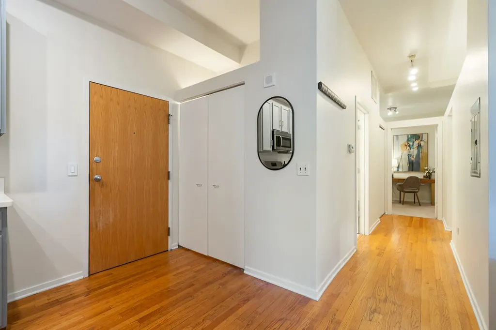 208 West Washington Street Chicago IL 60606