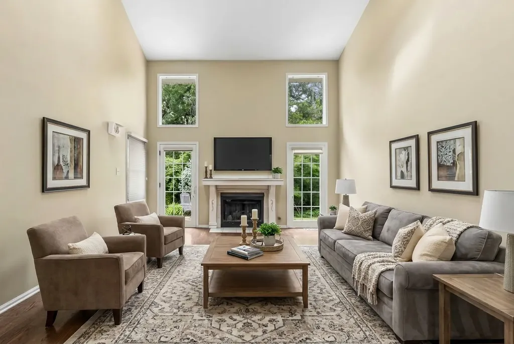 15722 Centennial Drive Orland Park IL 60462