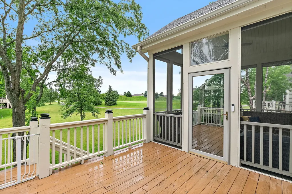 3950 Coyote Lakes Circle Lake In The Hills IL 60156