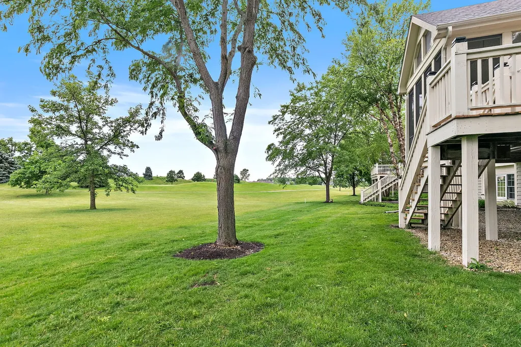 3950 Coyote Lakes Circle Lake In The Hills IL 60156