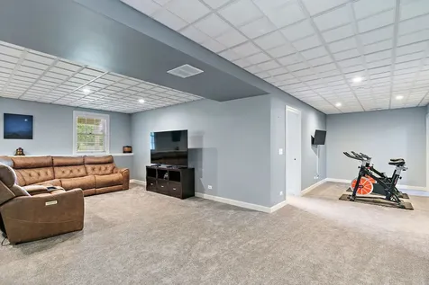 3950 Coyote Lakes Circle Lake In The Hills IL 60156