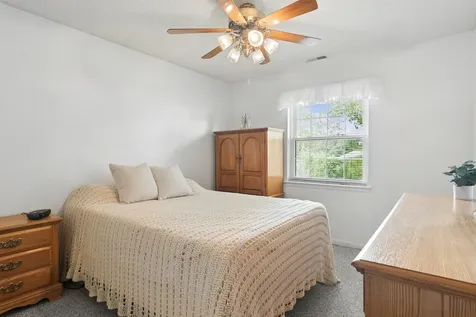 763 White Pine Road Buffalo Grove IL 60089