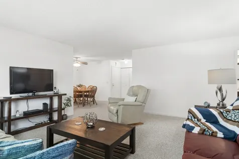 763 White Pine Road Buffalo Grove IL 60089