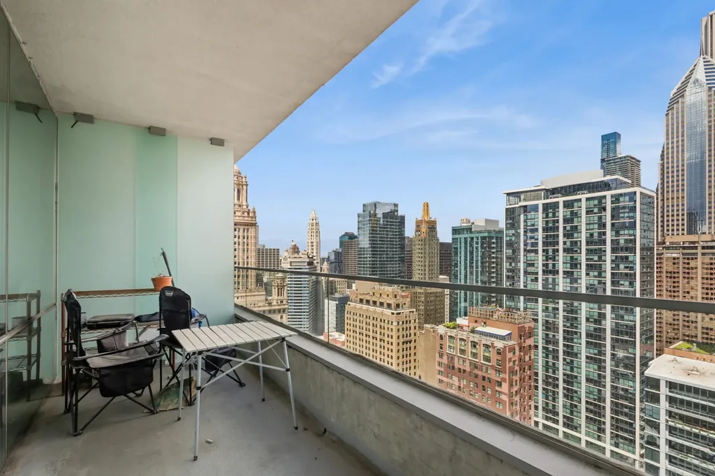 8 East Randolph Street Chicago IL 60601
