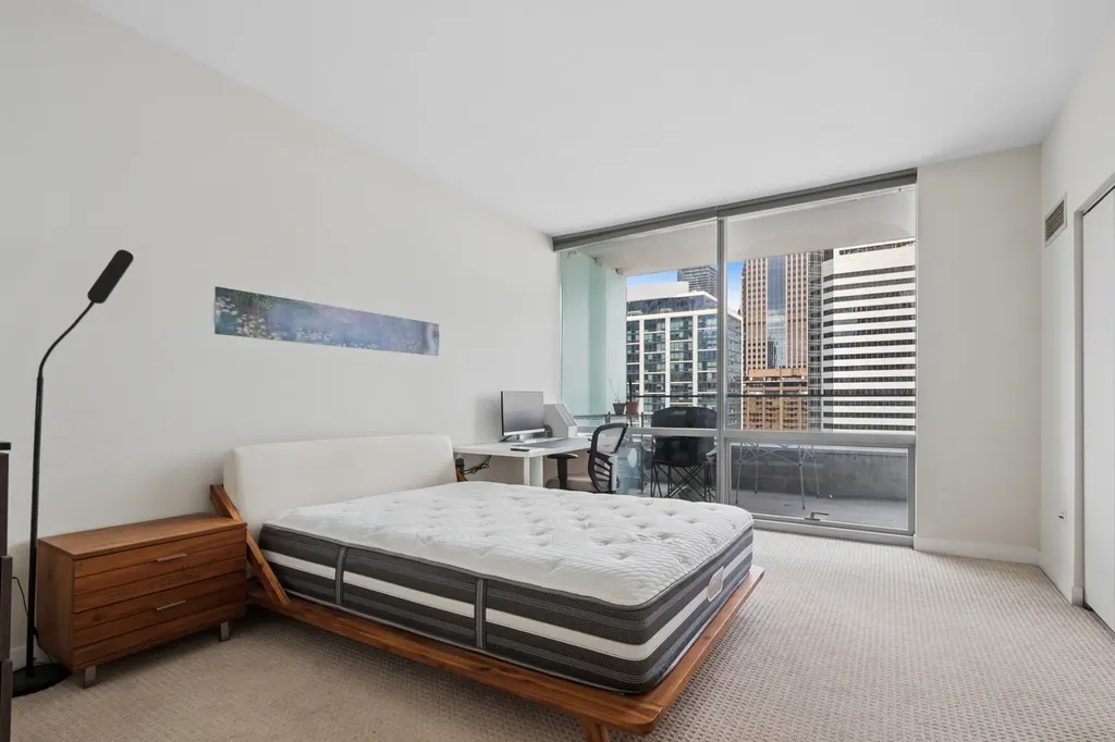 8 East Randolph Street Chicago IL 60601