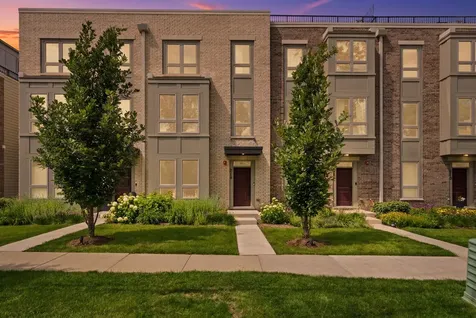 214 West Sigwalt Street Arlington Heights IL 60005