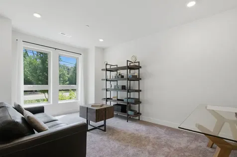 214 West Sigwalt Street Arlington Heights IL 60005