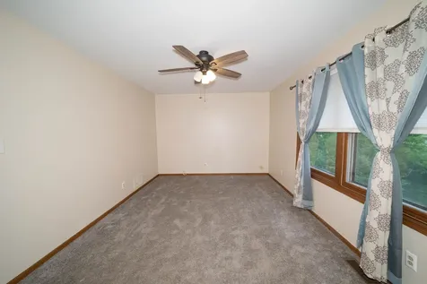 3516 Kings Lair Drive Spring Grove IL 60081