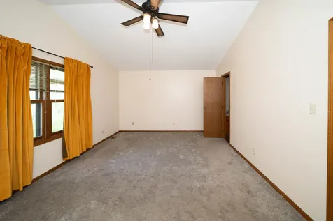 3516 Kings Lair Drive Spring Grove IL 60081