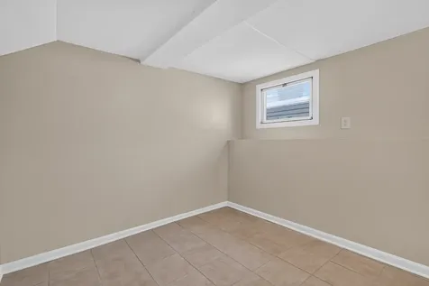 5107 West Berenice Avenue Chicago IL 60641