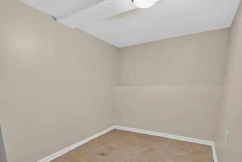 5107 West Berenice Avenue Chicago IL 60641