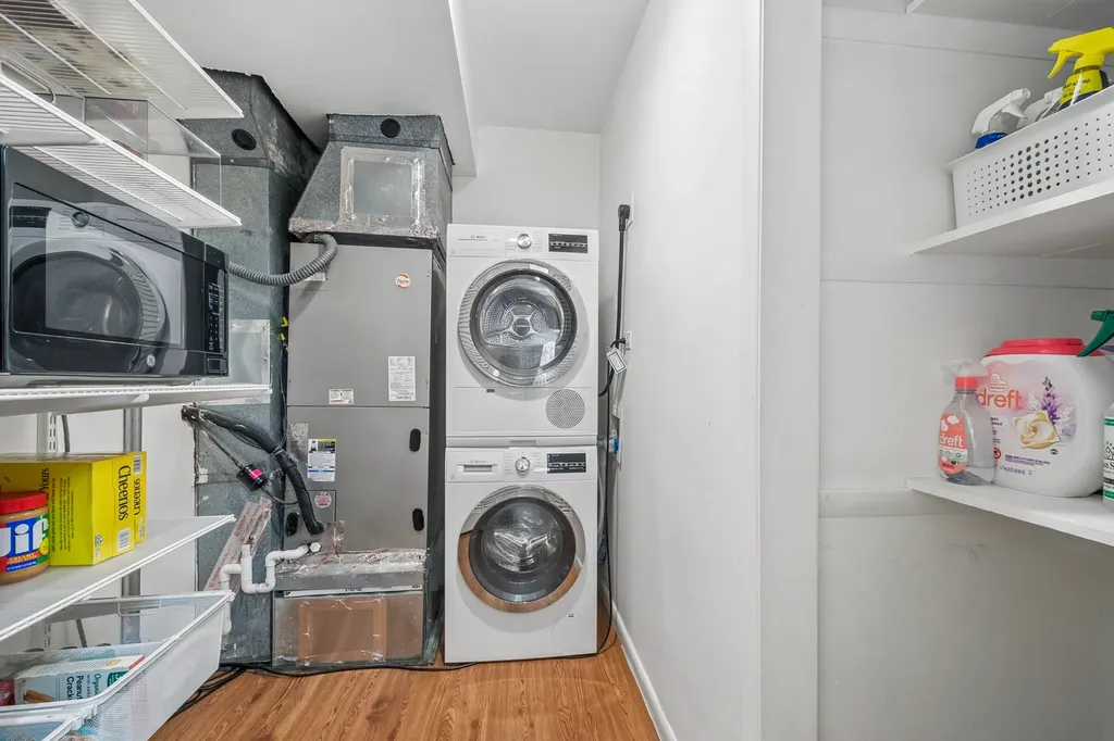 317 West Webster Avenue Chicago IL 60614