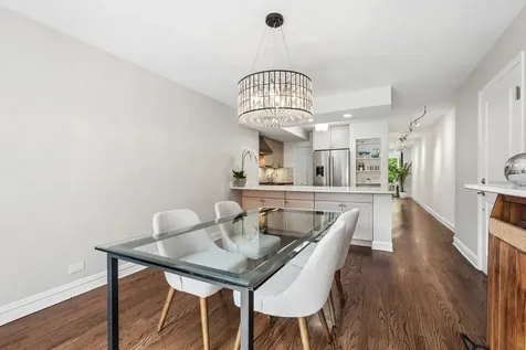 317 West Webster Avenue Chicago IL 60614