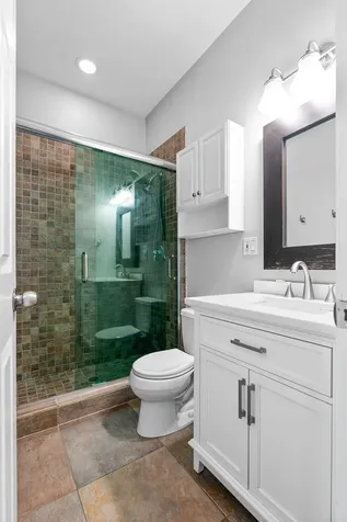 529 North Racine Avenue Chicago IL 60642