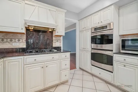 16764 West Cherrywood Lane Wadsworth IL 60083