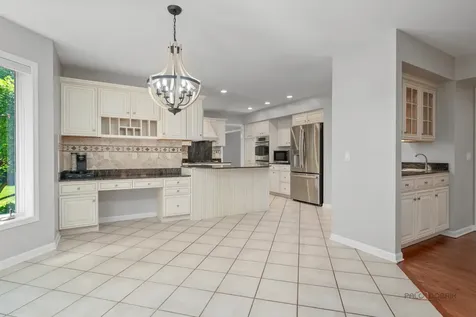 16764 West Cherrywood Lane Wadsworth IL 60083
