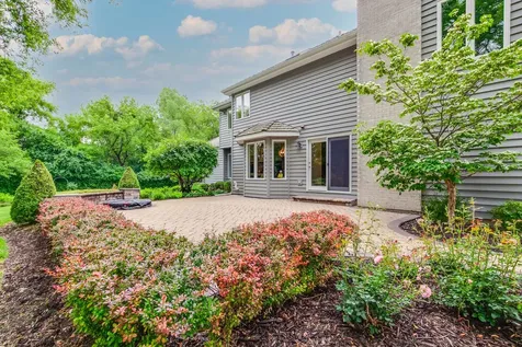16764 West Cherrywood Lane Wadsworth IL 60083