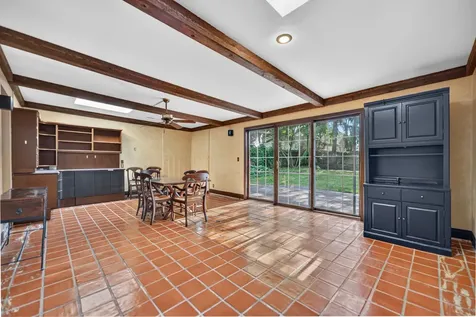208 Robert Avenue Rockford IL 61107