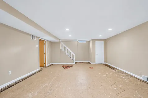 208 Robert Avenue Rockford IL 61107